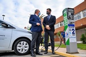 “Muy buena noticia” los ocho puntos de recarga para vehículos eléctricos en el Puerto