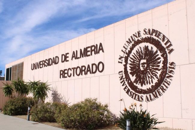 La UAL suma cuatro nuevos títulos académicos
