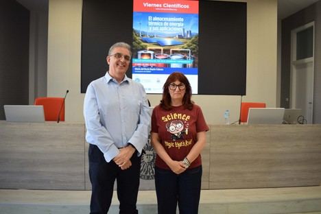Rocío Bayón aborda el almacenamiento térmico en conferencia científica