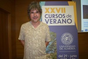 Daniel Guirado investiga el cosmos en Cursos de Verano