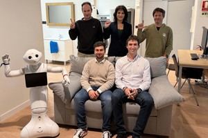 Innovador sistema de control del hogar inteligente en lengua de signos