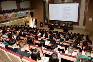 XVI Olimpiada de Economía reúne a 180 estudiantes en la UAL