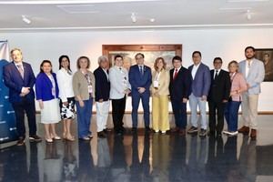 UAL y Red CRISCOS fortalecen colaboración académica