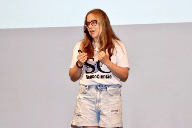 Ciencia regresa al centro de Almería con charla sobre Sensociencia