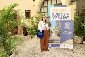 Invisibilidad de mujeres escritoras en la posguerra persiste hoy