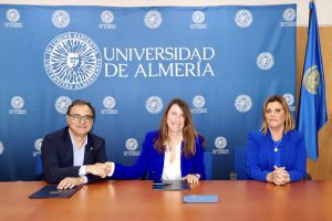 UAL firma convenio con Interprode para apoyar a menores en riesgo