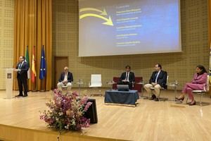 Debaten sobre sostenibilidad en la Universidad Pablo de Olavide