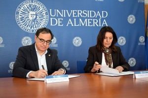 UAL y AECC firman convenio para fomentar el voluntariado universitario
