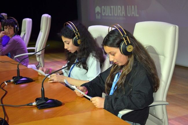 UAL celebra el Día de la Radio Universitaria con un documental