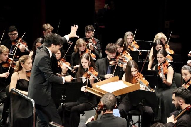 Harris Han gana el V Concurso Internacional de Dirección de Orquesta de la UAL