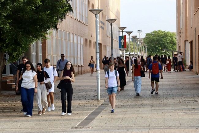 Más de 11.000 estudiantes inician el curso en la Universidad de Almería