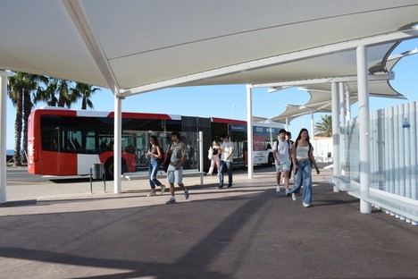 Incidencias en accesos al campus por obras en Almería