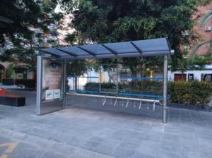 El Ayuntamiento de Almería instalará tres marquesinas de autobús en El Toyo