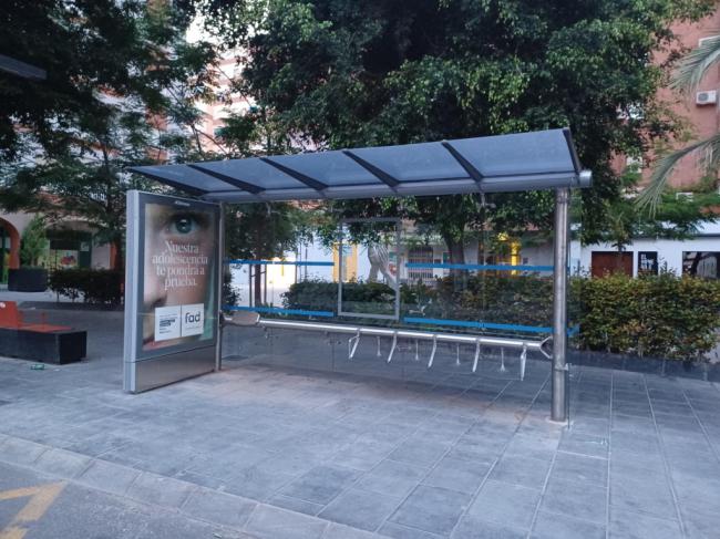 El Ayuntamiento de Almería instalará tres marquesinas de autobús en El Toyo