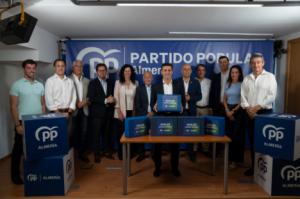 El PP de Almería apoya a Juanma Moreno con 4.911 avales
