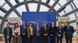 El modelo agrícola de Almería exhibe su potencial de vanguardia en la Eurocámara