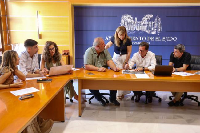 El Ayuntamiento de El Ejido destinará más de 500.000€ a la mejora del Camino del Mancha
