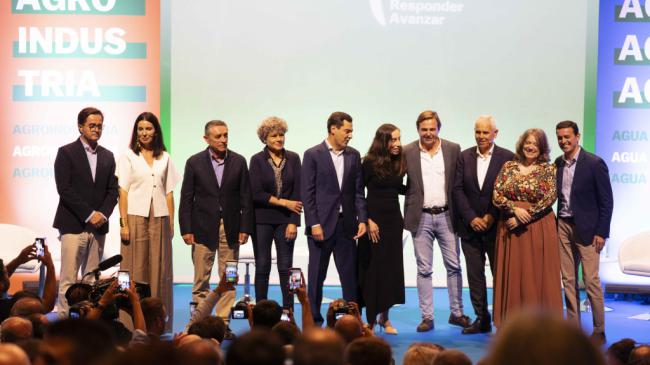 El presidente pide políticas hídricas eficientes para el campo andaluz