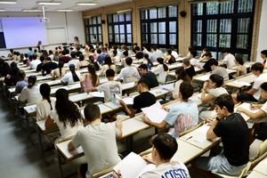Universidades andaluzas realizarán barridos contra dispositivos no autorizados en la PAU