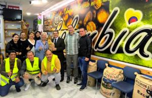Juan José Matarí se reúne con la Asociación "Almería para Todos"
