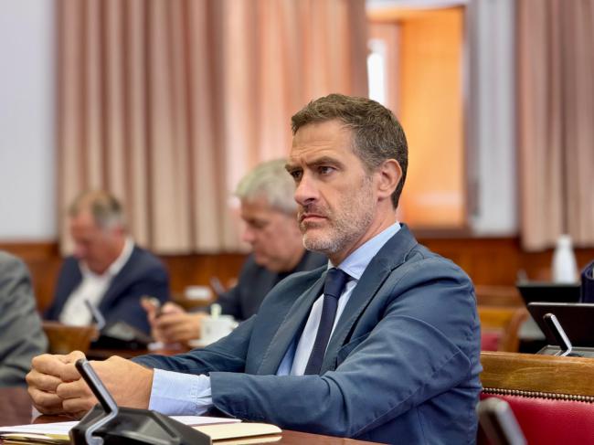 Castellón recalca que en el apagón REE decidió operar el sistema sin cumplir con las normas