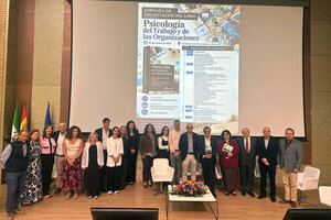 La UAL conmemora 33 años de Psicología del Trabajo y presenta un libro