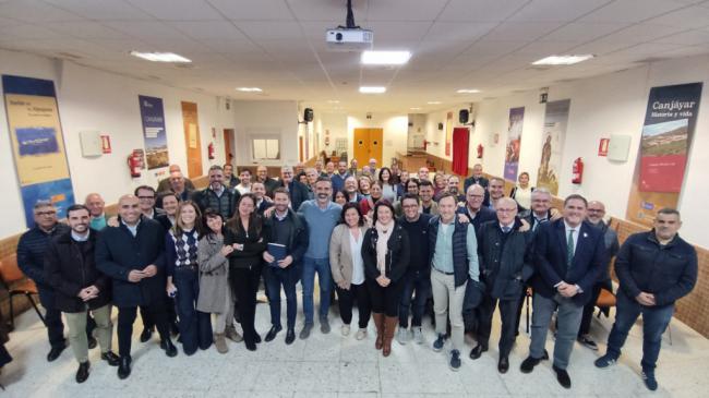 Fernández-Pacheco anuncia reuniones con los 515 ediles del PP en Almería