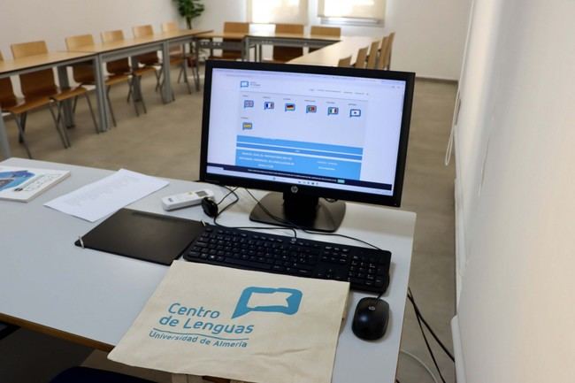 Cursos gratuitos de idiomas en el Centro de Lenguas de la UAL