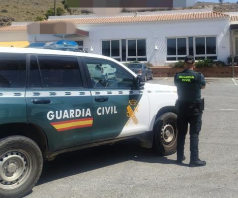 Investigado en Almería tras inventar un fraude con su tarjeta para recuperar el pago de un hotel