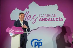 María Ángeles Cayuela recibe en Sevilla el premio 'Ellas cambian Andalucía' del PP-A