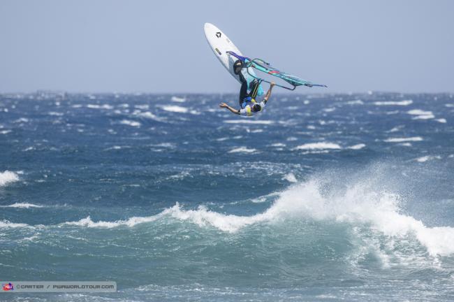 Windsurf extremo en Pozo Izquierdo: Víctor Fernández sigue quinto del mundo
 