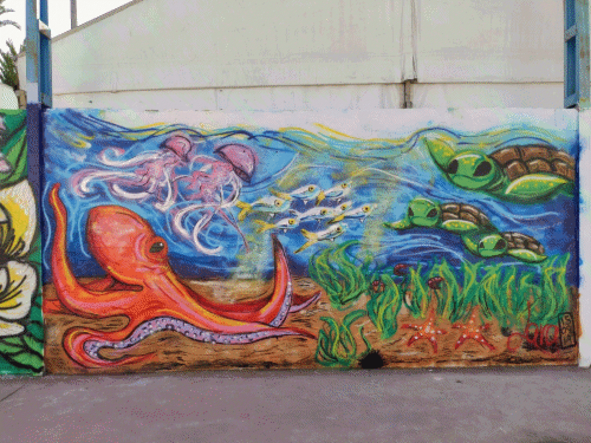 I concurso de pintura mural con grafittis en Vera