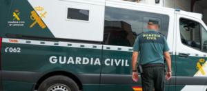 Dos detenidos en Almería por encañonar y maniatar al dueño de una casa para robarle