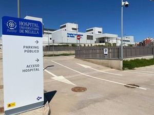 Niño de tres años sufre electrocución por farola en Melilla