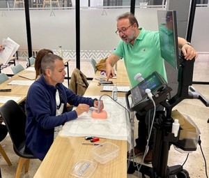El Hospital Torrecárdenas ofrece 2.500 plazas de formación para sus profesionales en seis meses