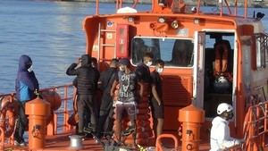 Ocho rescatados en patera cerca de Cabo de Gata