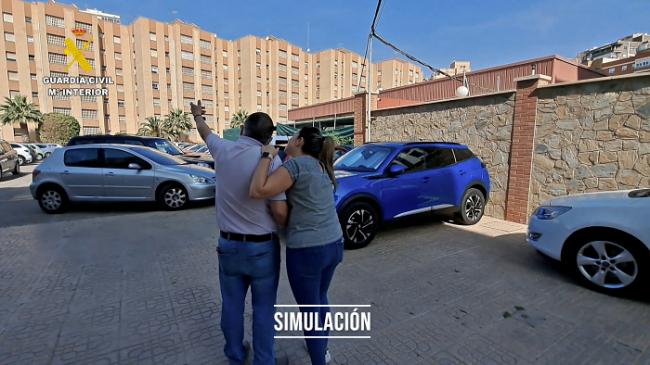 Mayores de Almería vuelven a ser víctimas del robo 'del abrazo'