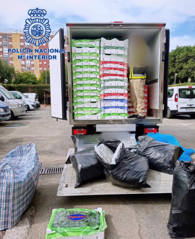 Dos detenidos con 89 kilos de marihuana en un camión frigorífico en Almería