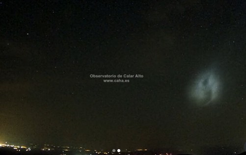 Basura espacial con restos humanos causa confusión en Almería