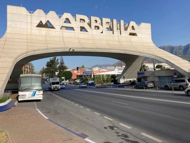 Mujer denuncia secuestro y agresión sexual en Marbella