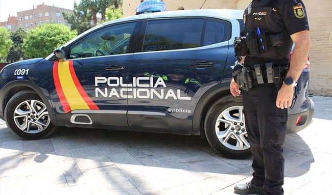 Joven arrestada en Málaga por apuñalar a su pareja en una discusión