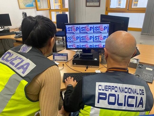 Detienen a un joven en Málaga por chantajear a menores con imágenes sexuales