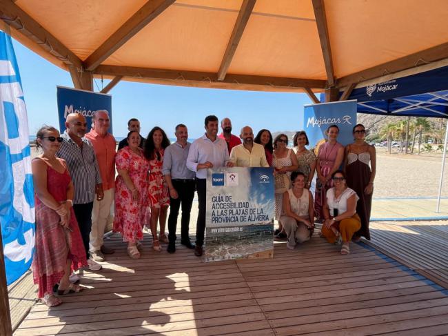 Vera Lidera la Accesibilidad en Playas de Almería con un Punto Único para el Naturismo