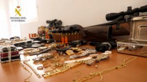 Un almeriense entre los seis detenidos por estafas de tocomocho y estampita