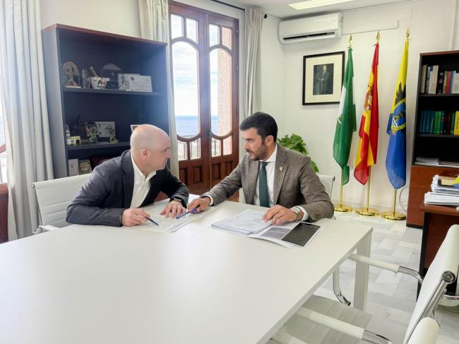 La Diputación y el Ayuntamiento de Mojácar estrechan la colaboración en materia turística