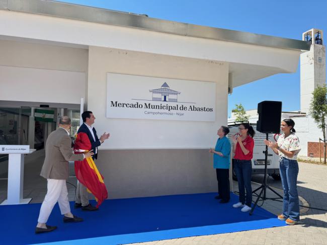 Campohermoso estrena mercado y entorno completamente renovado
