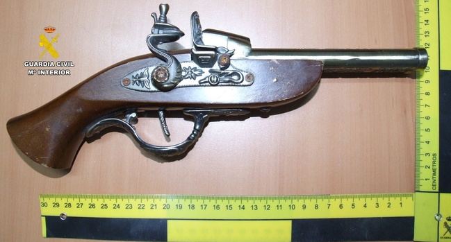 Asaltado a punta de mechero un nonagenario en Oria