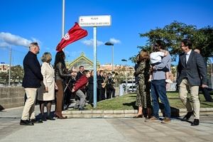 Plaza Profesor Antonio Galindo, “un almeriense ejemplar”, en Ciudad Jardín
