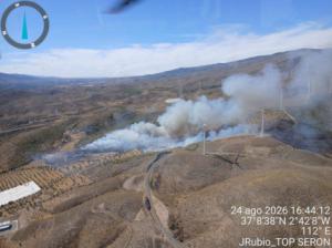 Alarma en Las Tres VillaS por un fuego cercano a un parque eólico