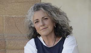 Inma Pelegrín lleva su "Fosca" narrativa al Castillo de Santa Ana en Roquetas